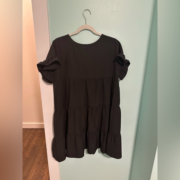 Black Ruffle Sleeve Dress Size L - Picture 1 of 3